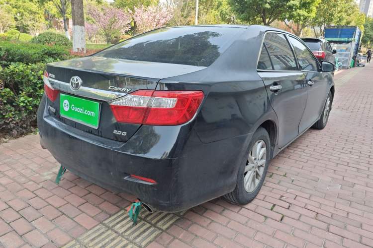 Used Toyota Camry 2013 2.0G Comfort Edition
