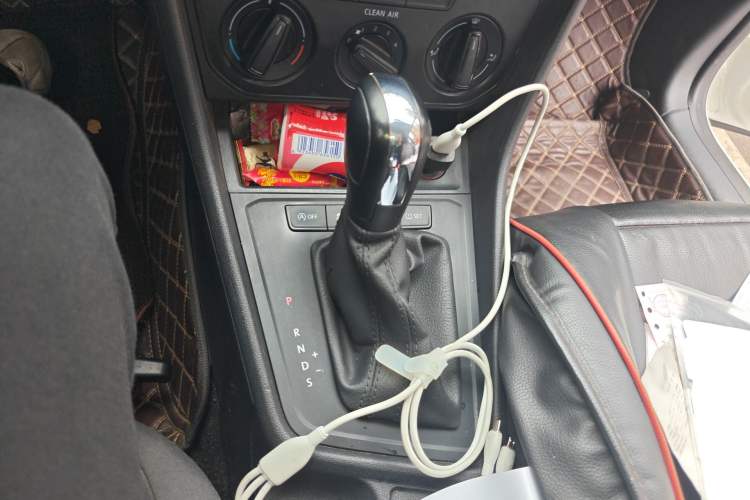 Used Volkswagen Lavida 2019 Lavida Start 1.5L Automatic Trendy Version China VI Standard Gear Lever