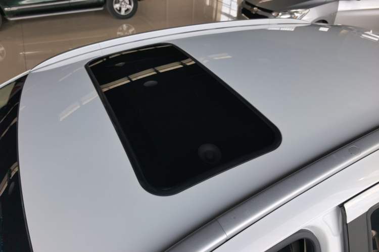 Used Geely Auto Vision X3 2020 1.5L CVT Luxury Model
