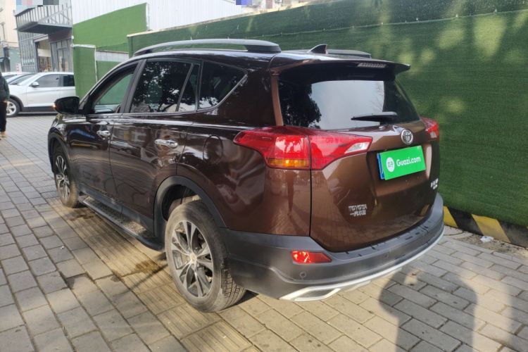 Used Toyota RAV4 2015 2.5L Automatic 4x4 Elite Edition