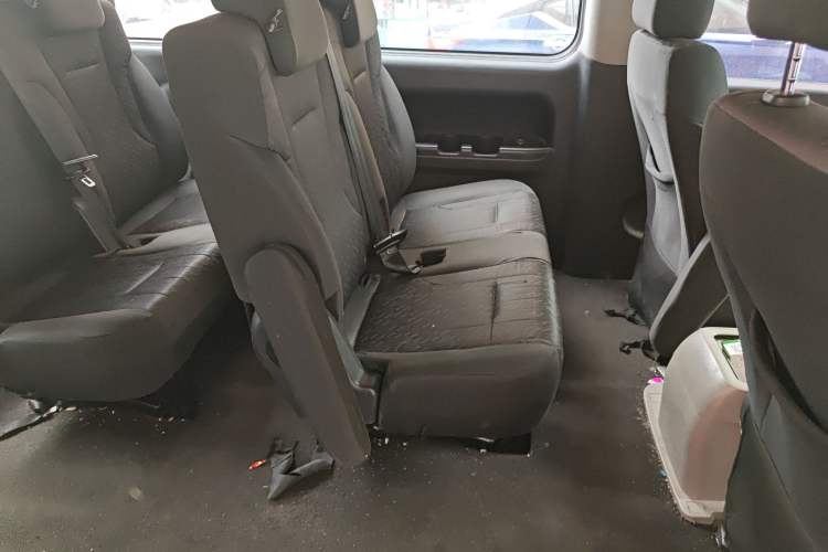 Used JAC Refine M4 2016 2.0L Manual Luxury Version