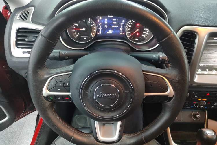 Used Jeep Compass 2017 200T Automatic Family Edition