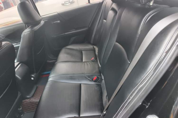 Used Honda Accord 2016 2.0L Comfort Edition
