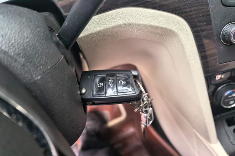 Used Volkswagen Lamando 2015 280TSI DSG Comfort Edition Vehicle Key