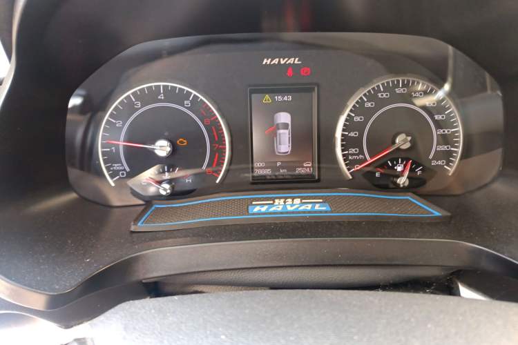 Used Haval H2s 2017 Blue Label 1.5T Dual-Clutch Luxury Model Instrument Cluster