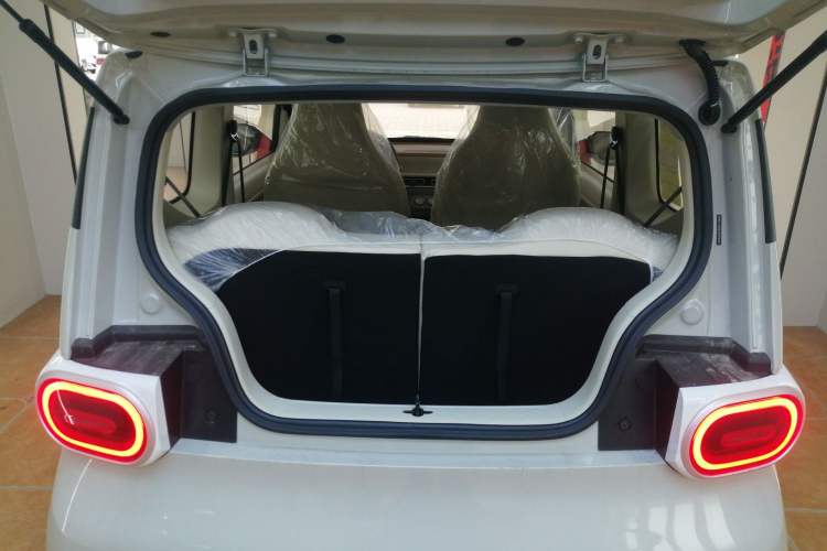 Used Wuling Hongguang MINIEV 2024 3rd Generation 215km Youth Edition