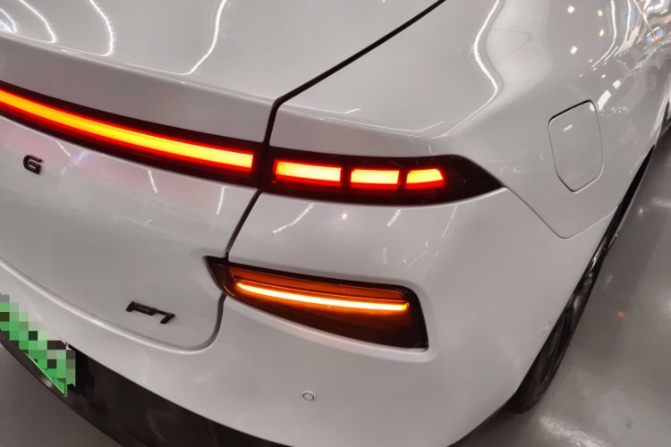Used XPeng P7 2022 670N+ Right Rear Taillight
