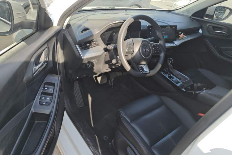 Used MG 5 2022 180 DVVT CVT Youth Luxury Edition Driver Seat