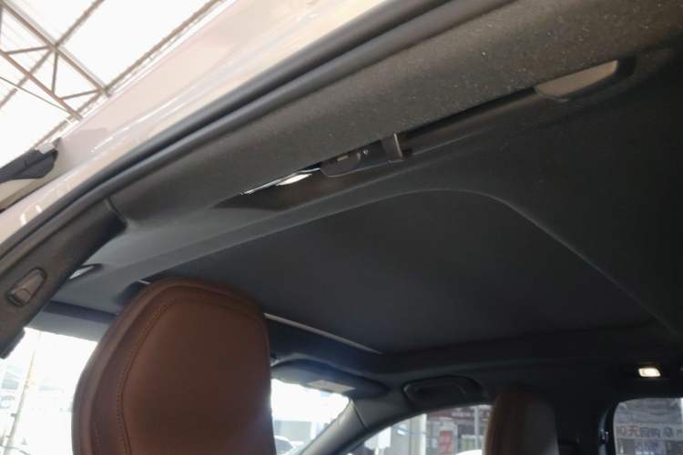 Used Volvo S60 2024 B4 Zhiyi Luxury Edition Headliner