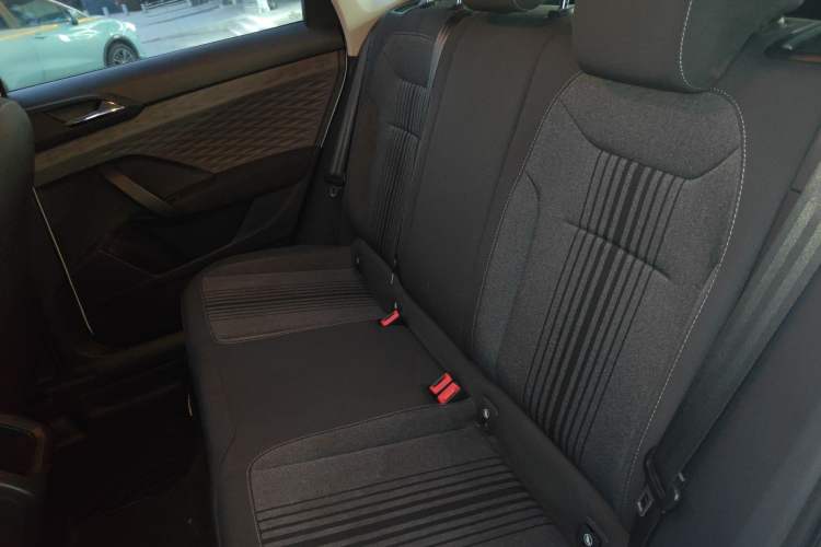 Used Volkswagen Tharu 2021 280TSI Two-Wheel Drive Trend Edition Left Rear Seat