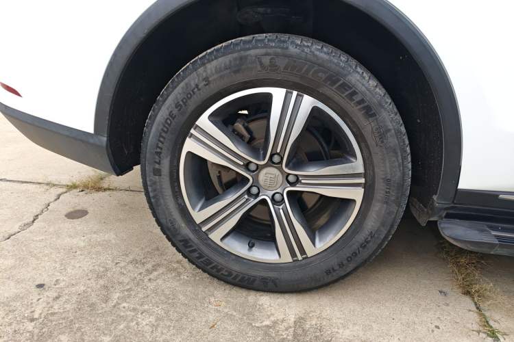 Used BYD Tang 2018 2.0T Automatic SmartConnect Luxury 7-Seater China V Emission Standard