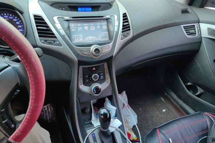 Used Hyundai Elantra (5th Generation / Langdong) 2012 1.6L Automatic Fashion Edition