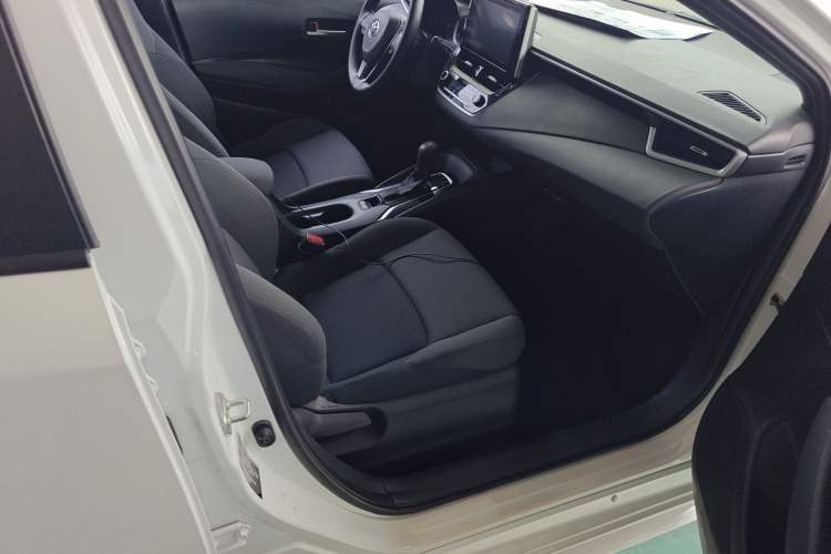 Used Toyota Levin 2021 185T CVT Luxury Edition Right Front Seat