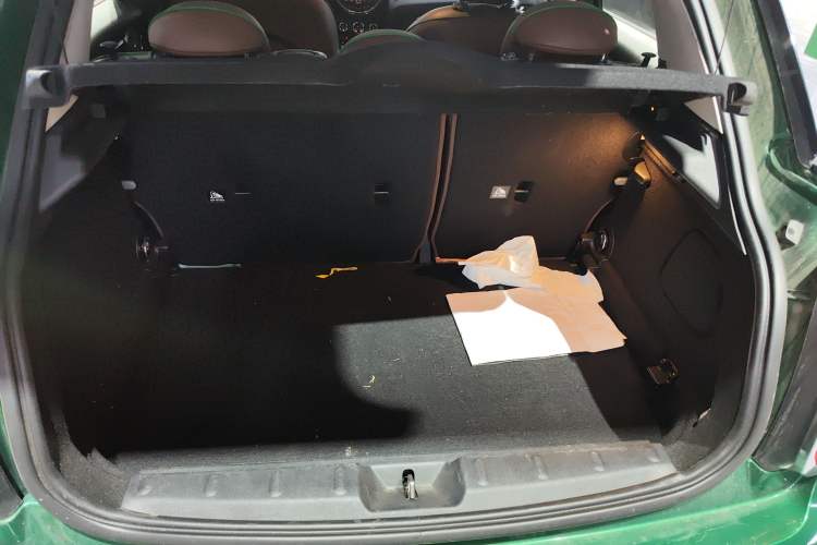 Used MINI MINI 2019 1.5T COOPER Artist Five-Door Edition
