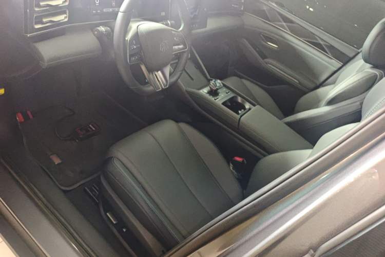 Used BYD Qin L 2024 DM-i 120KM Leading Model Left Front Seat