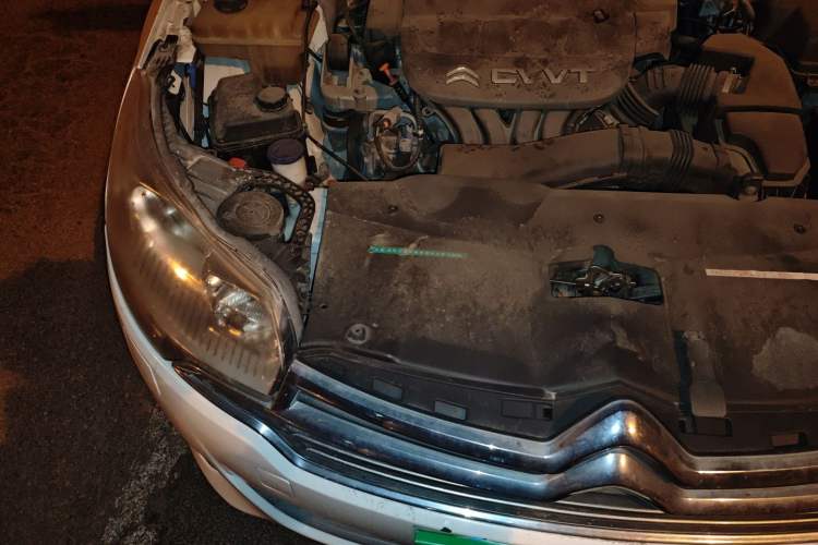 Used Citroen C5 2013 2.0L Automatic Luxury Model Right Front Headlight