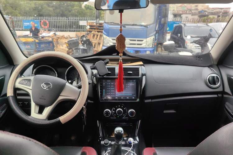 Used HYOSOW S3 2015 1.5L Comfort Version National V Center Console