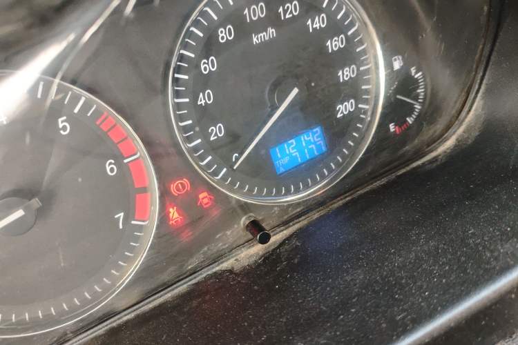 Used BAIC Weiwang M20 2014 1.5L Basic Version DAM15DL Odometer Close Up