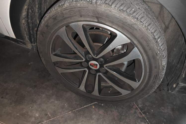 Used Roewe RX3 2020 1.6L CVT 4G Connected Ultra-Cool Flagship Edition
