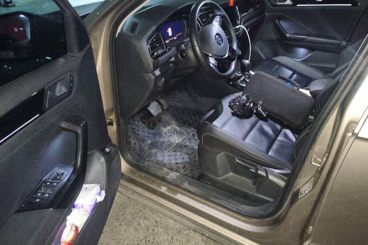 Used Volkswagen T-ROC 2020 280TSI DSG Two-Wheel Drive Comfort Version Driver Seat