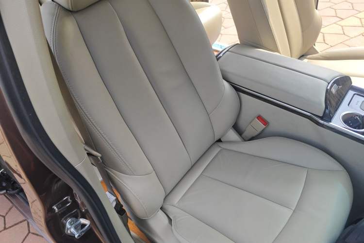 Used Buick GL8 2018 28T Luxury Model China VI Standard