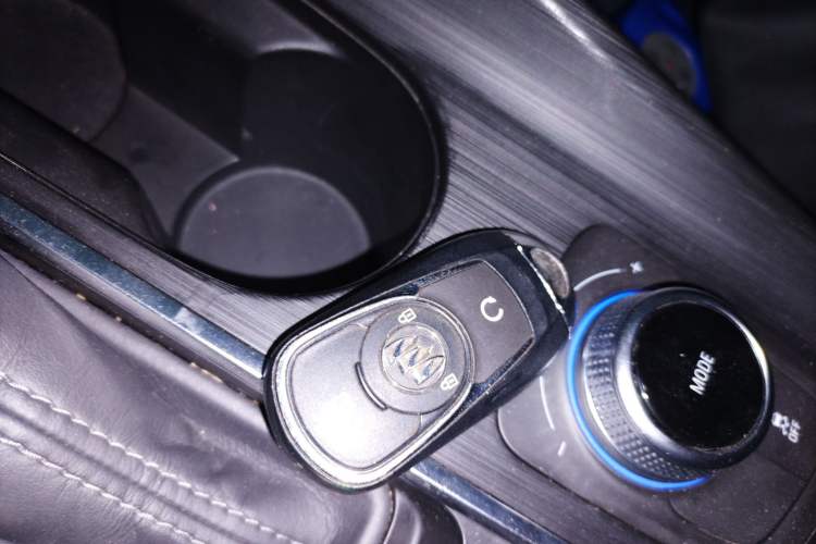 Used Buick Velite 6 2023 430km Range Commuter Version
