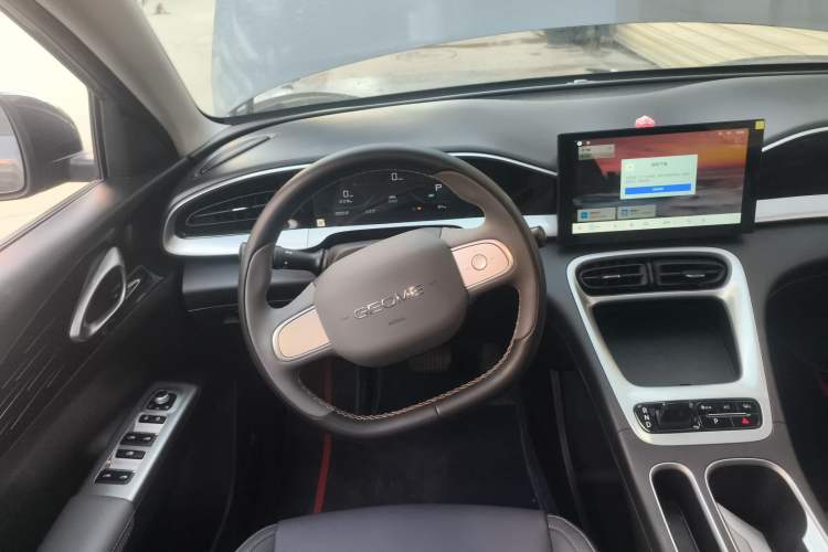 Used Geely Galaxy Geome 2025 310km Youth Edition Steering Wheel