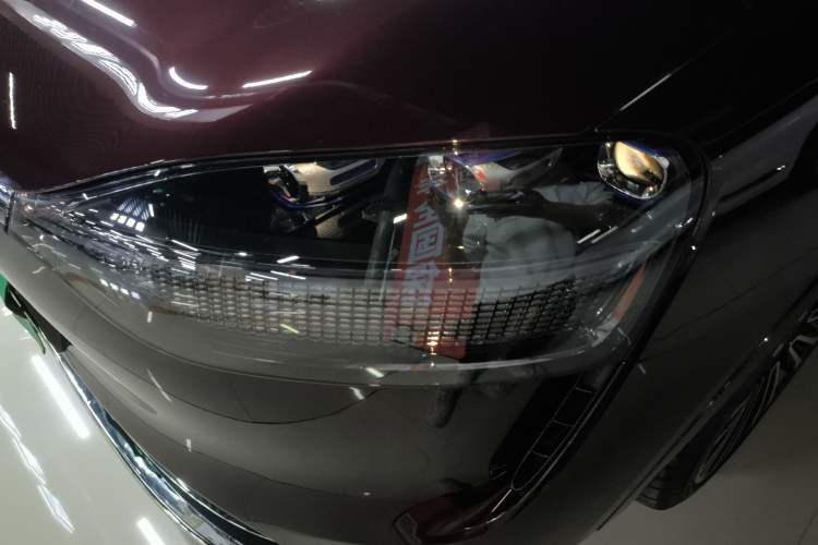 Used Hima AITO M9 2025 Extended-Range Ultra Version 52 kWh 6-Seater