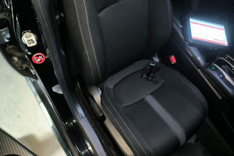 Used Honda Civic 2021 HATCHBACK 220TURBO CVT Trendy Cool Edition Right Front Seat