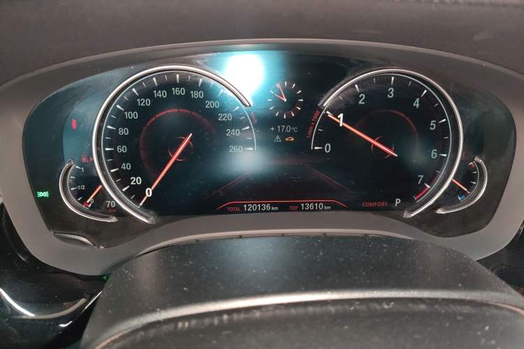 Used BMW 5 Series 2018 525Li Luxury Package
