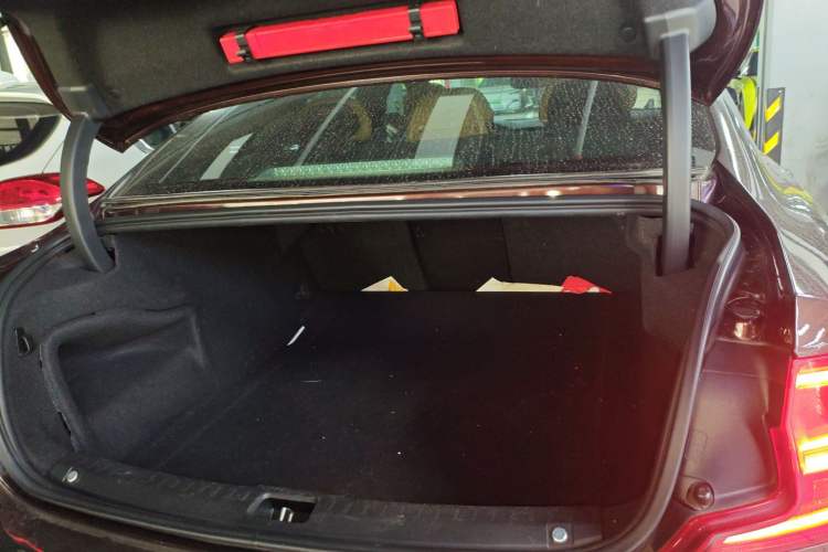 Used Volvo S90 2019 T5 Zhiyuan Edition