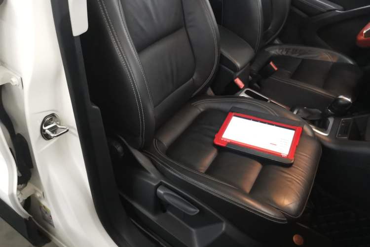 Used Volkswagen Tiguan 2016 280TSI Automatic Two-Wheel Drive Silk Road Comfort Edition Right Front Seat