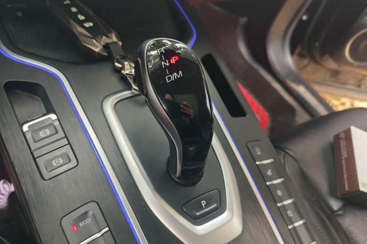 Used Wey VV7 2019 Upgraded Model 2.0T Flagship Version China VI