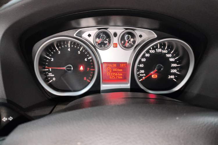 Used Ford Focus 2011 Sedan 1.8L Automatic Fashion Edition
