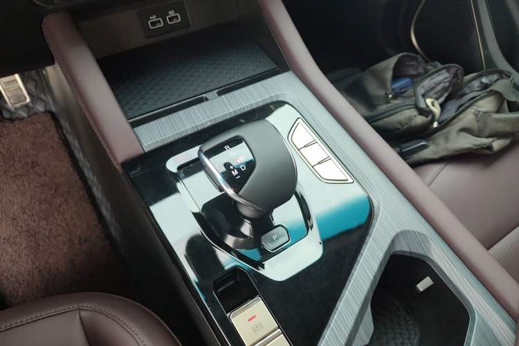 Used JETOUR X90 PLUS 2024 1.6TD DCT Villa 7-Seater
