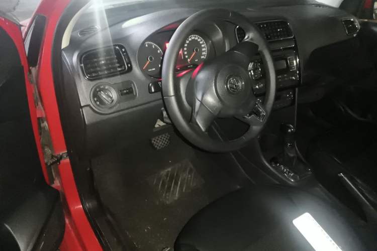 Used Volkswagen Polo 2011 1.4L Automatic ZhiCool Edition