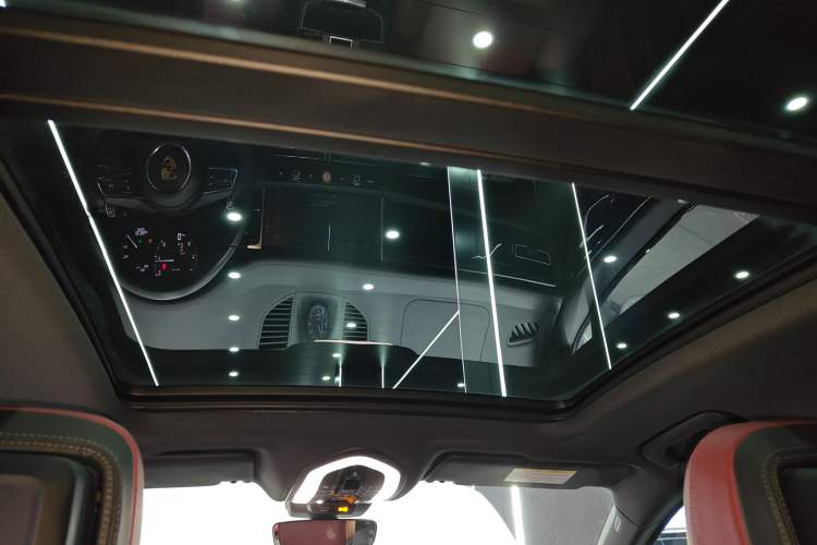 Used Porsche Macan 2023 Macan 2.0T
