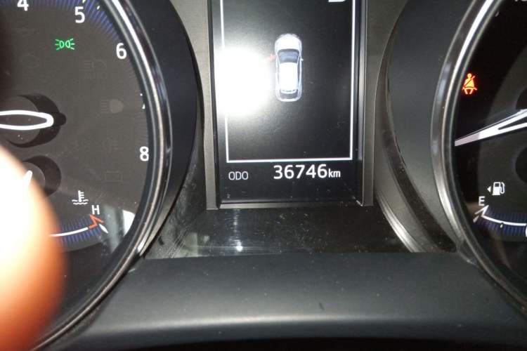 Used Toyota IZOA 2018 2.0L Yichi Version China VI Standard Odometer Close Up