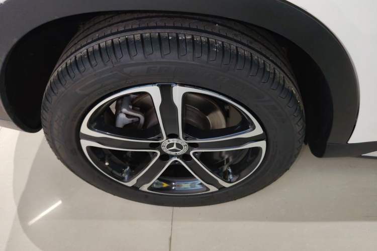 Used Mercedes-Benz GLA 2018 GLA 200 Fashion Model Right Rear Wheel Hub