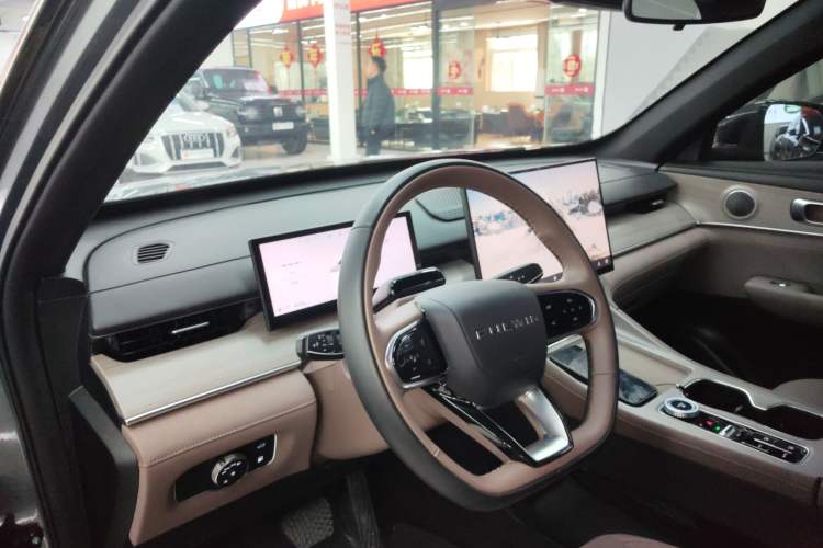 Used Chery Fengyun T8 2025 1.5T 130km Deluxe Version 5 Seats