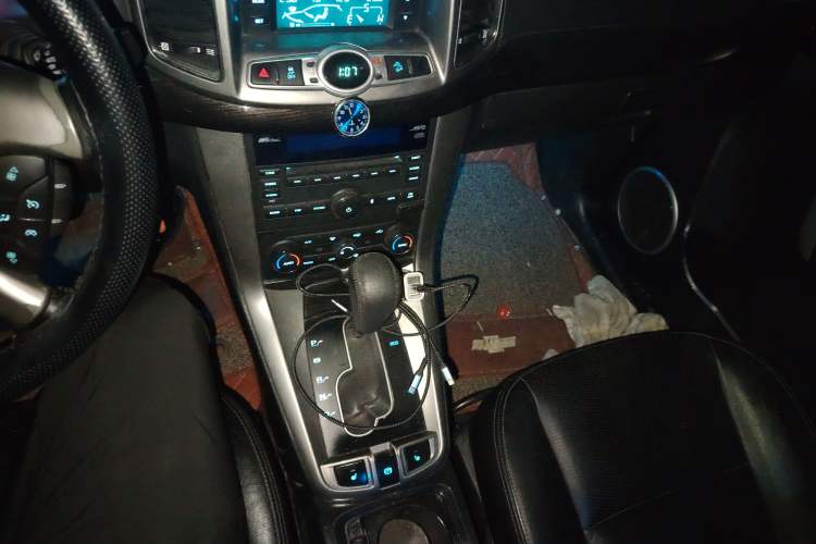 Used Chevrolet Captiva 2014 2.4L 4x4 Flagship Edition 7 Seats
