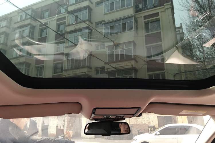 Used Jaguar F-PACE 2016 2.0T Two-Wheel-Drive R-Sport Sport Edition
