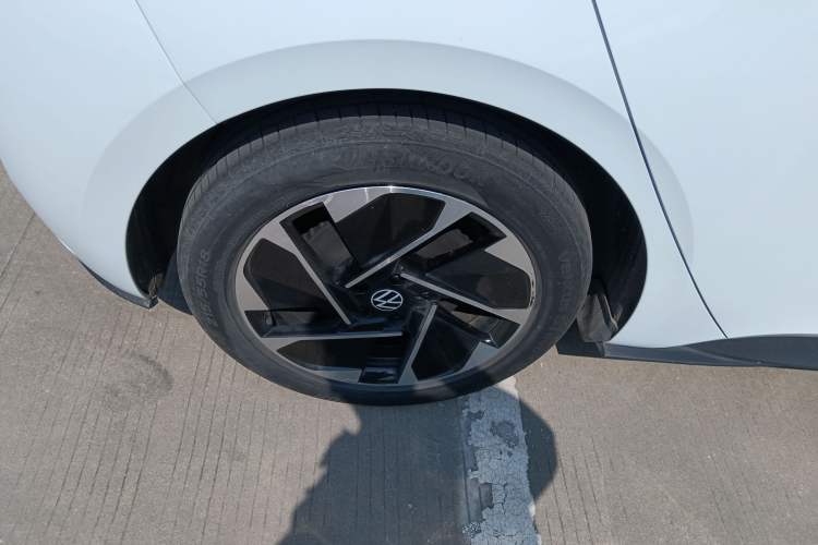 Used Volkswagen ID.3 2023 Upgraded Model Pure Intelligent Enjoyment Version Right Rear Wheel Hub