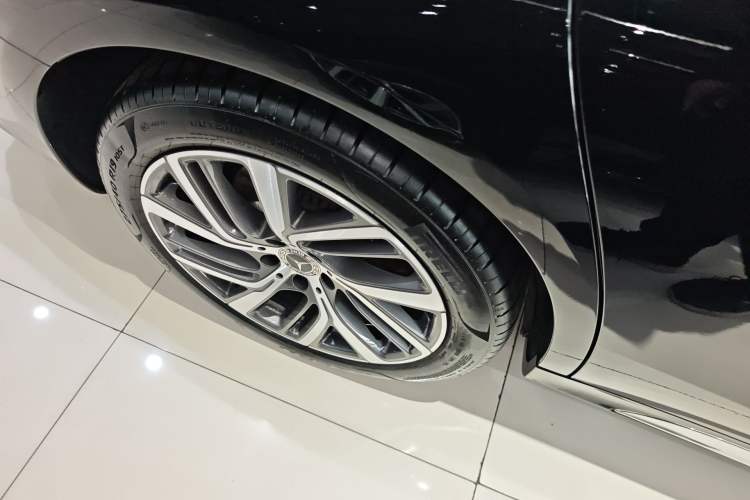 Used Mercedes-Benz E-Class 2024 E 300 L Stylish Model