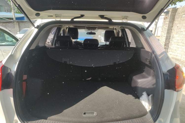 Used Mazda CX-5 2015 2.0L Automatic 2WD Comfort Edition
