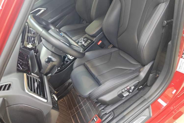 Used BMW 1 Series 2023 125i M Sport Night Edition Left Front Seat