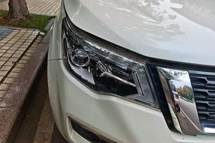 Used Nissan Terra 2020 2.5L XV 4WD Automatic Four-Wheel Drive Flagship Edition
