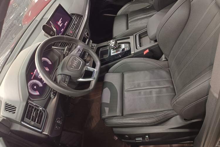 Used Audi Q5L 2023 40T Luxury Dynamic Model