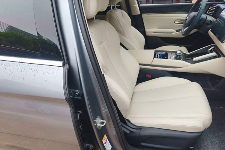 Used BYD Qin L 2024 DM-i 80KM Beyond Model Right Front Seat