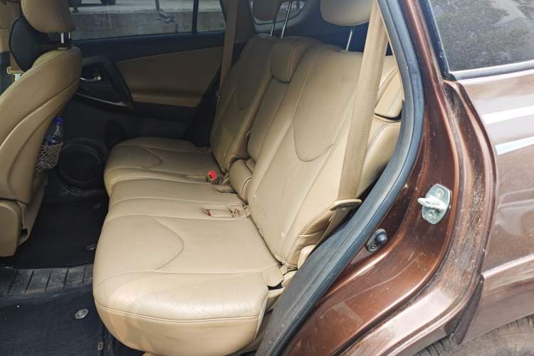 Used Toyota RAV4 2011 2.0L Automatic Luxury Edition Left Rear Seat